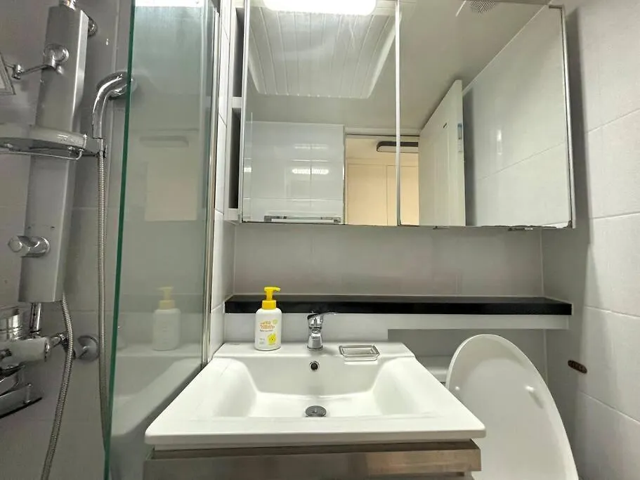 Apartman Nearby Subway, 2 Bedroom Big House Szöul